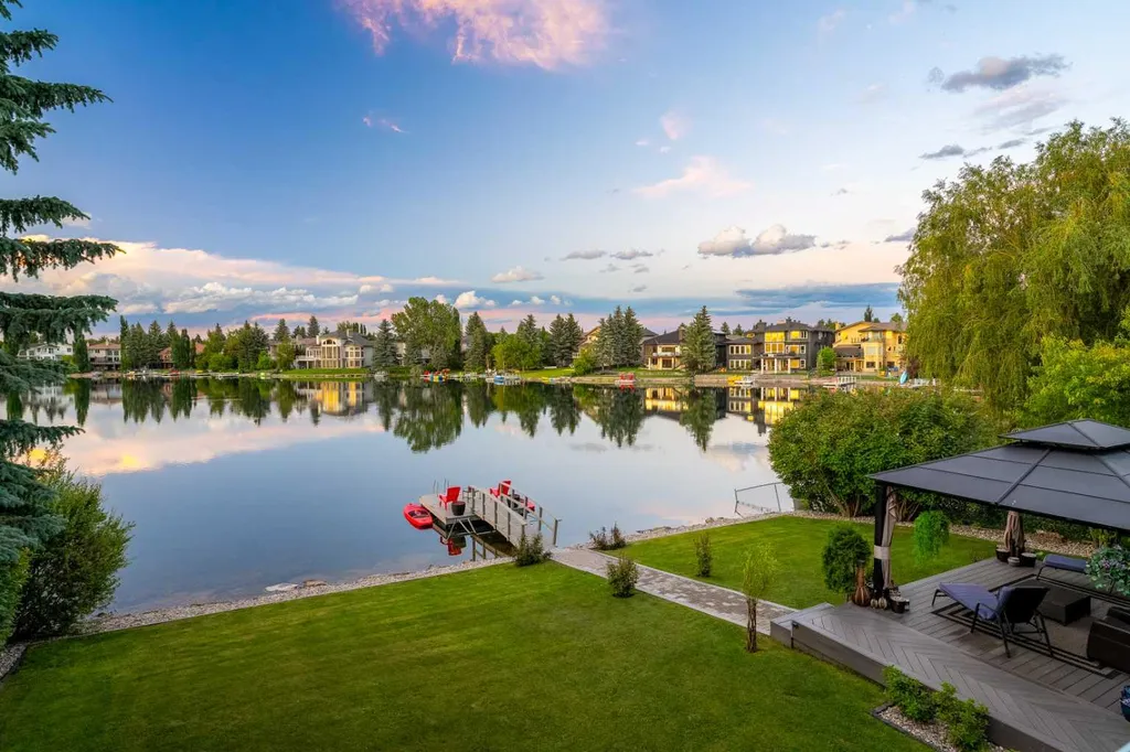 85 Sunset Way SE Calgary AB T2X 3C1
