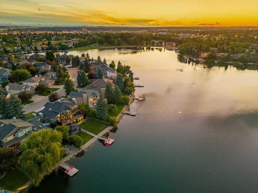 85 Sunset Way SE Calgary AB T2X 3C1