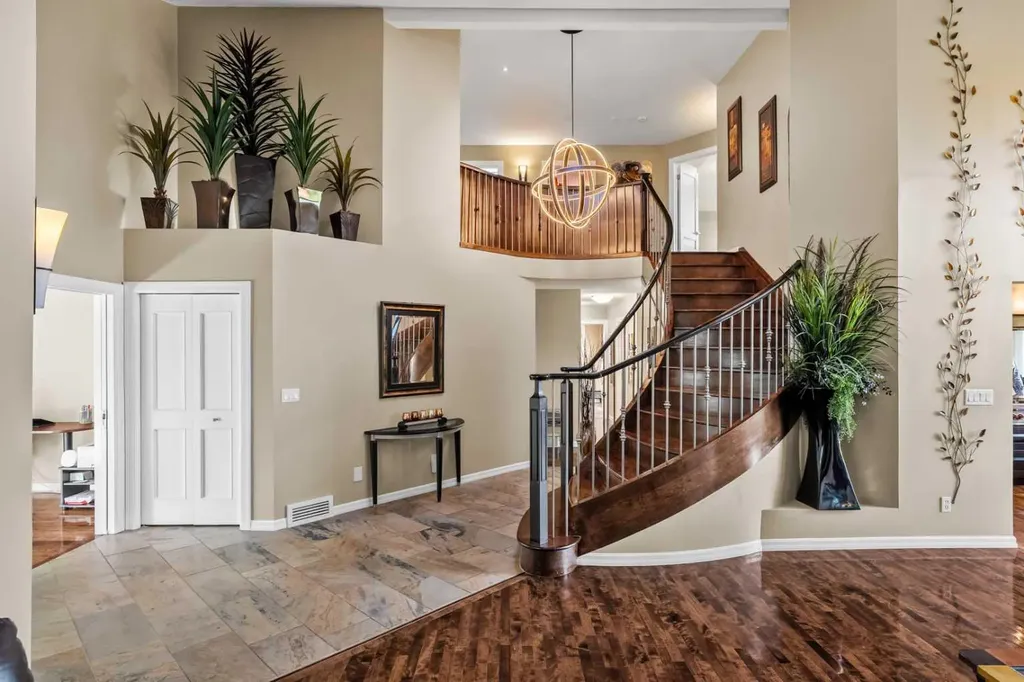 85 Sunset Way SE Calgary AB T2X 3C1