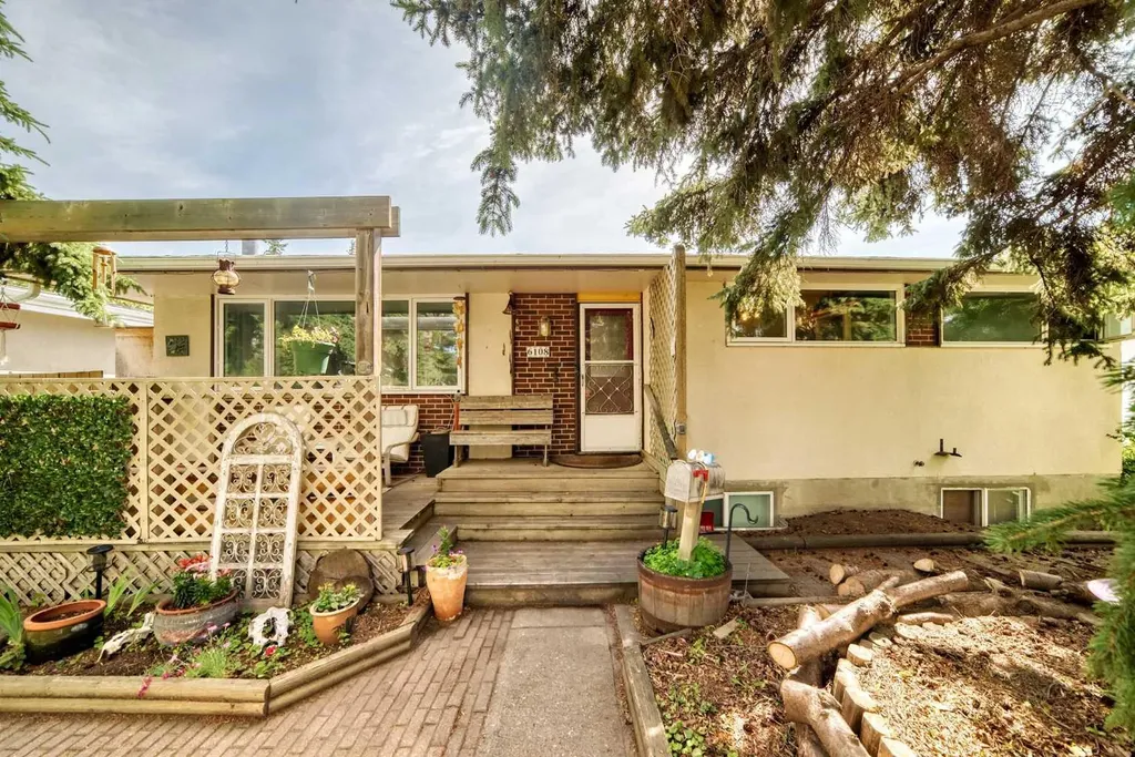 6108 Lloyd Crescent SW Calgary AB T3E 5V7
