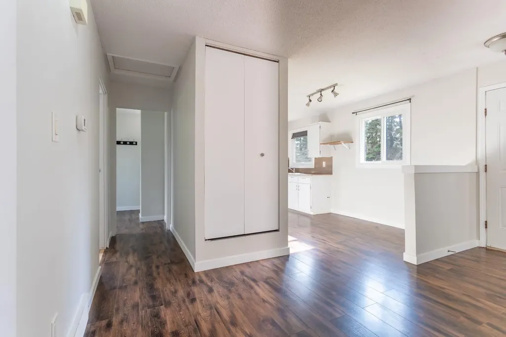 3409 49 Avenue Lloydminster SK S9V 2A2