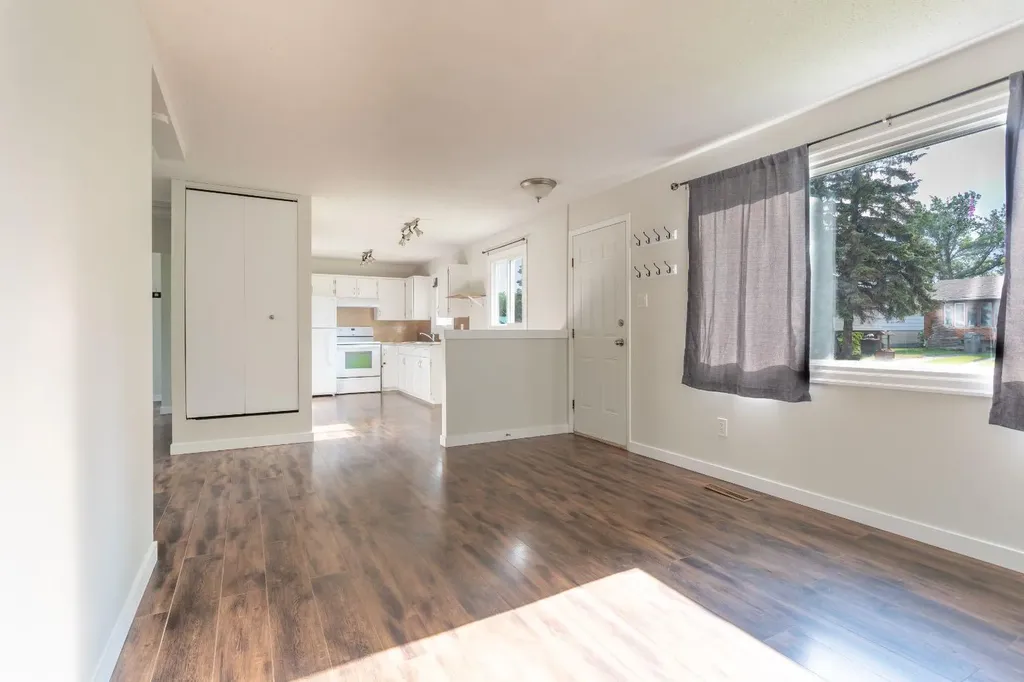 3409 49 Avenue Lloydminster SK S9V 2A2
