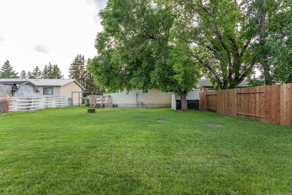 3409 49 Avenue Lloydminster SK S9V 2A2