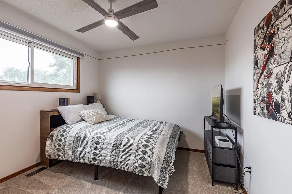 851 Mccutcheon Drive NW Medicine Hat AB T1A6X9