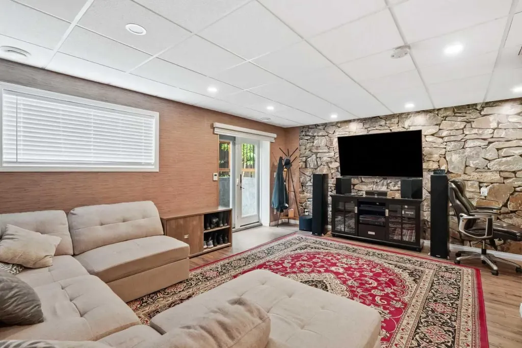110 Bridlewood Avenue SW Calgary AB T2Y 3T1