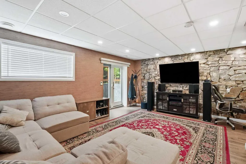 110 Bridlewood Avenue SW Calgary AB T2Y 3T1