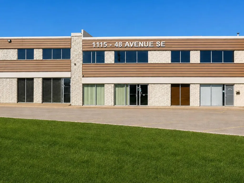1115 48 Avenue SE Calgary AB T2G2A7