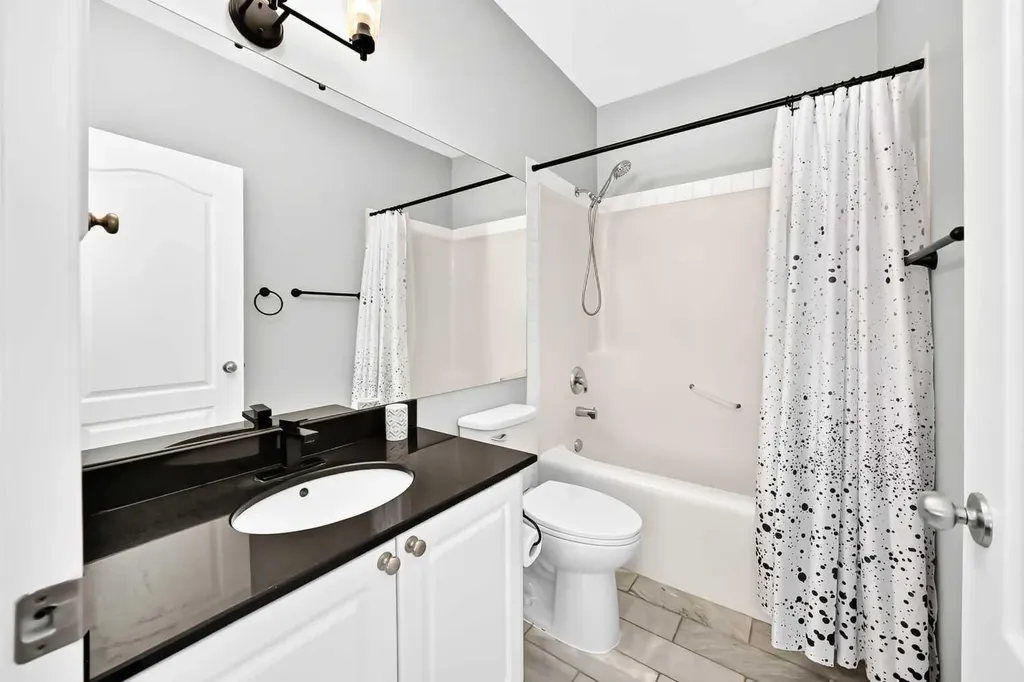 333 Riverfront Avenue SE Calgary AB T2G 5R1