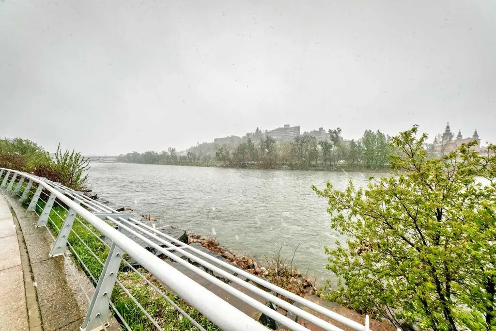 333 Riverfront Avenue SE Calgary AB T2G 5R1