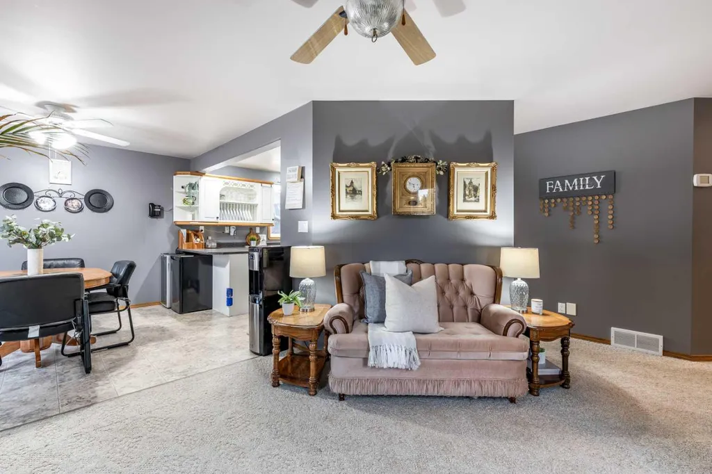 512 11 Street Dunmore AB T1B 0K4
