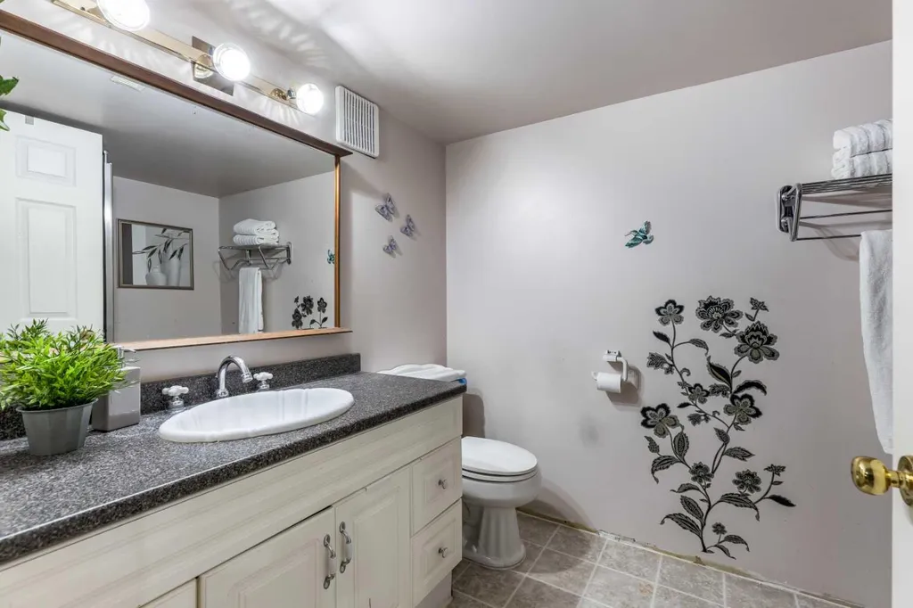 512 11 Street Dunmore AB T1B 0K4