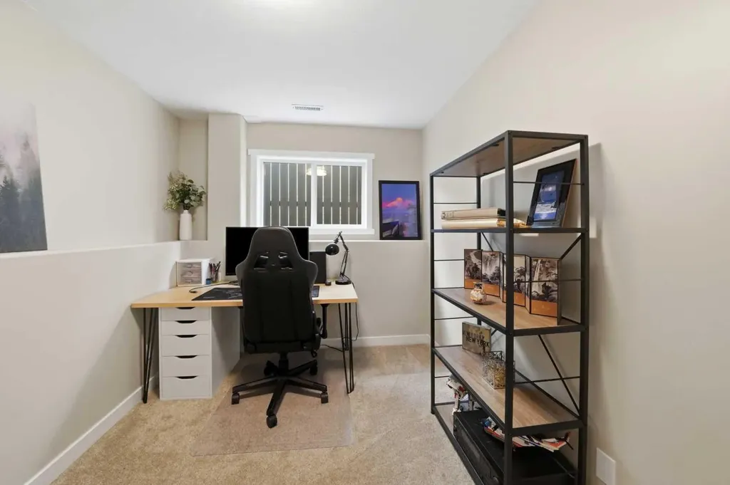 48 Dodge Avenue Red Deer AB T4R 3E8