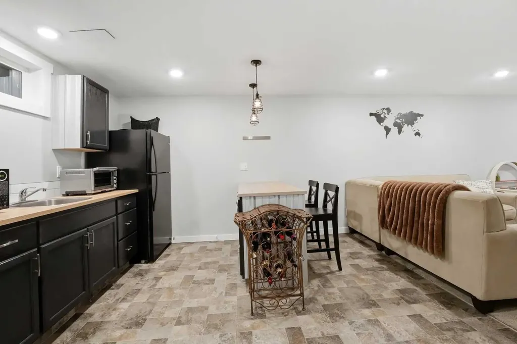 12 Malcolm Crescent Red Deer AB T4N 0J8