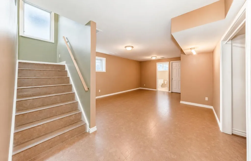 274 Templeview Way NE Calgary AB T1Y 3Y9