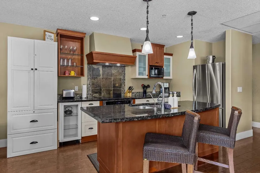 191 Kananaskis Way Canmore AB T1W 0A3