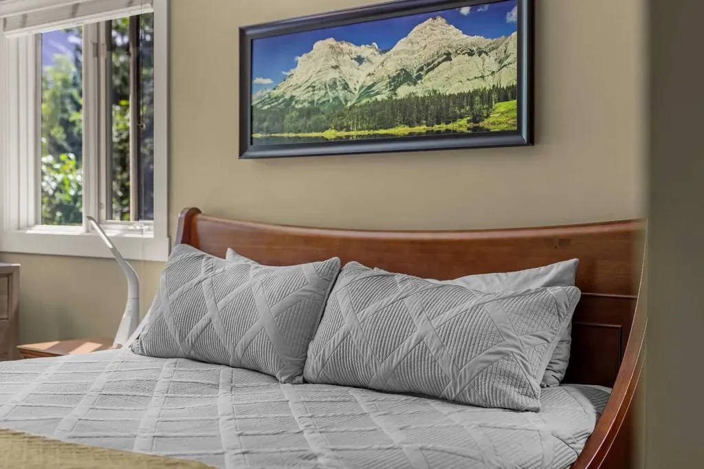 191 Kananaskis Way Canmore AB T1W 0A3