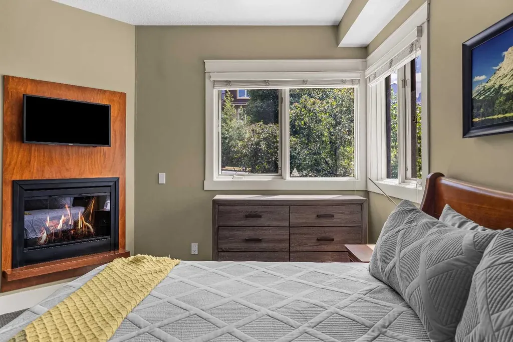 191 Kananaskis Way Canmore AB T1W 0A3