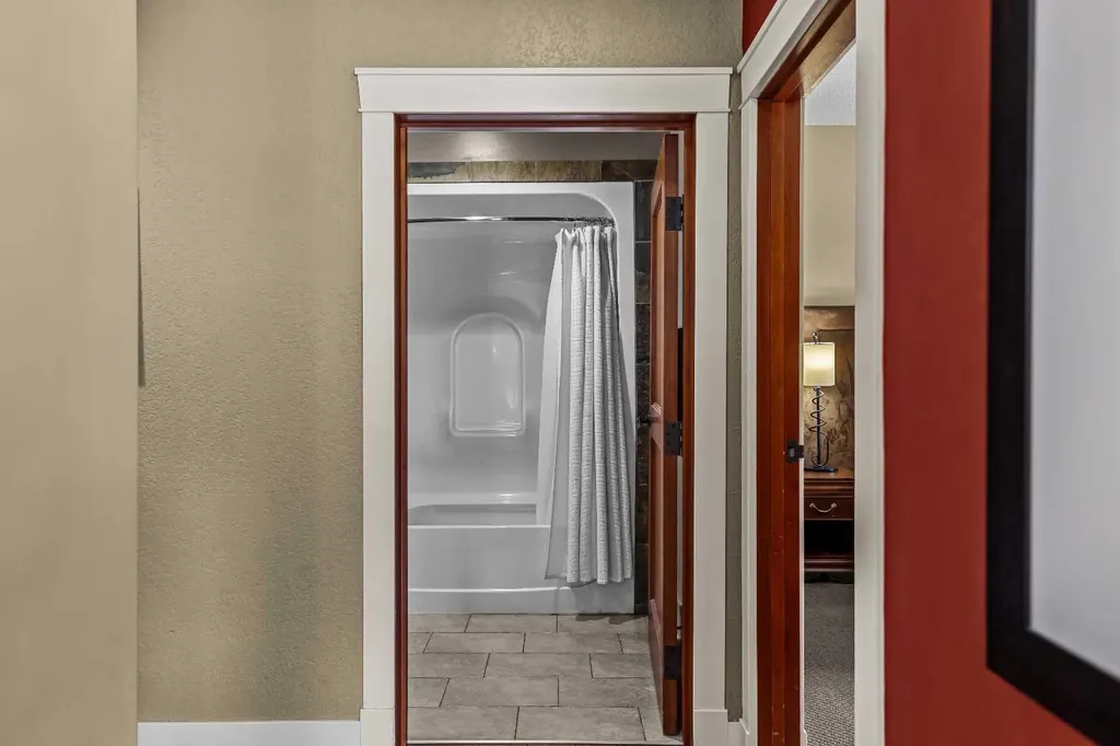 191 Kananaskis Way Canmore AB T1W 0A3