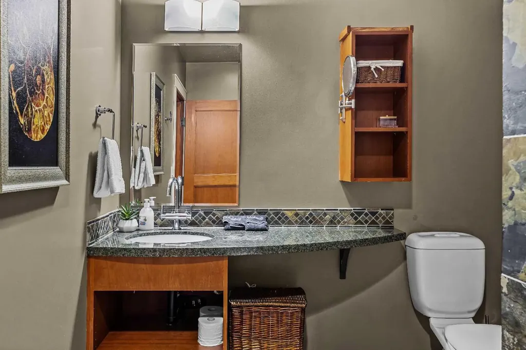 191 Kananaskis Way Canmore AB T1W 0A3