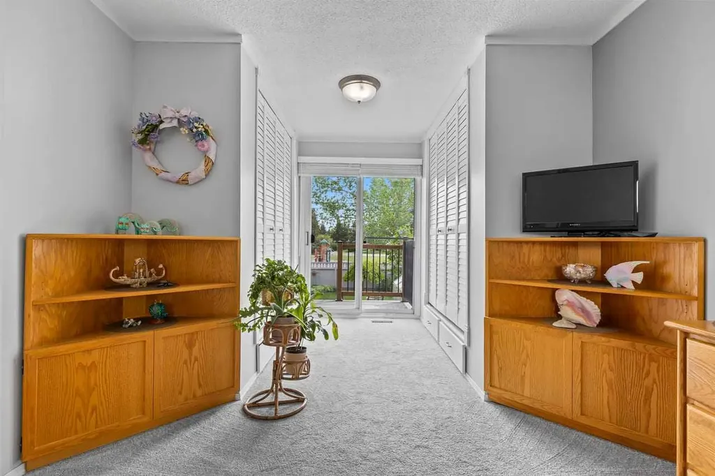 5019 Marshall Road SE Calgary AB T2A 2Y7