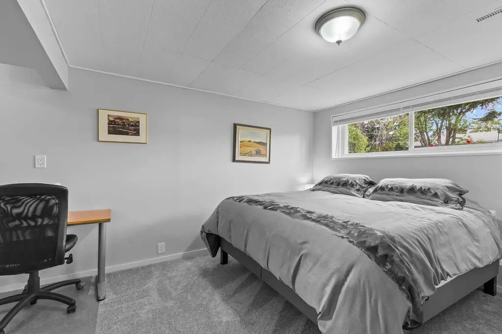 5019 Marshall Road SE Calgary AB T2A 2Y7
