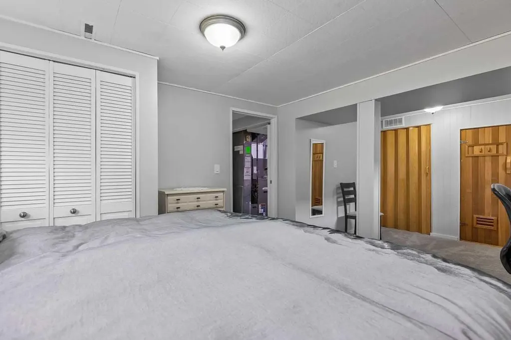 5019 Marshall Road SE Calgary AB T2A 2Y7