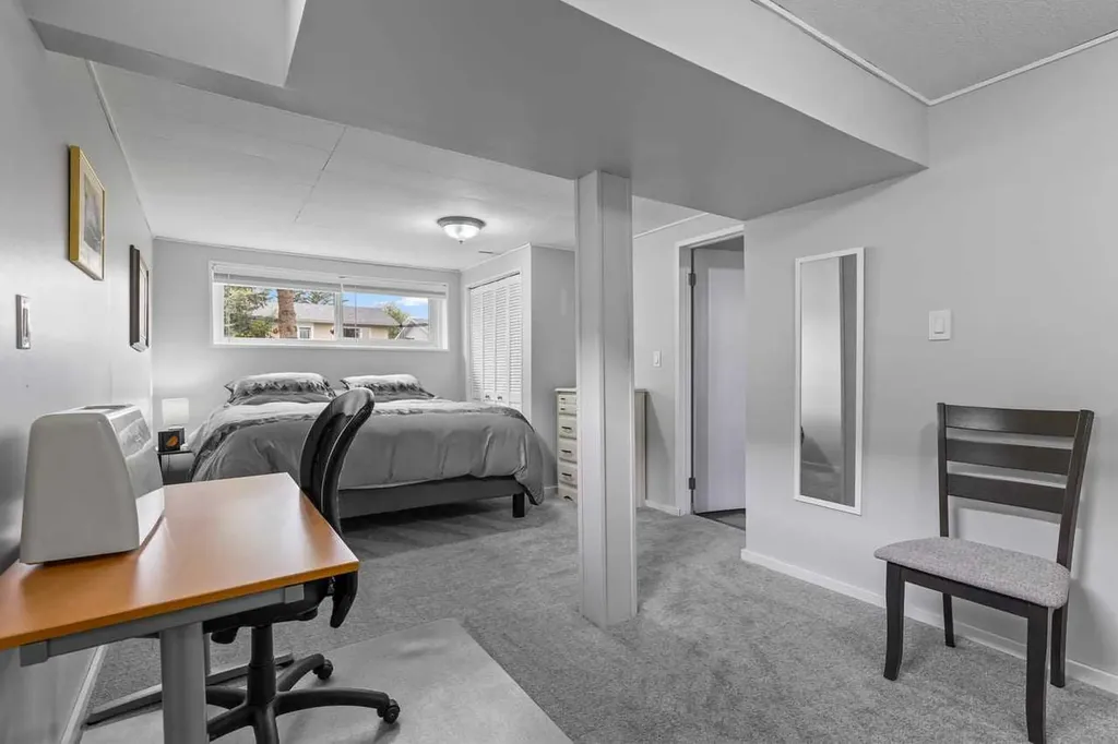 5019 Marshall Road SE Calgary AB T2A 2Y7