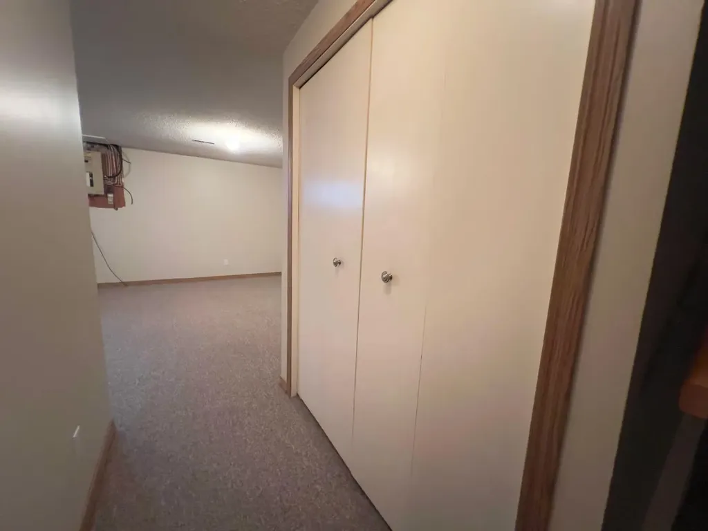 1011 3rd Street W Hanna AB T0J 1P0
