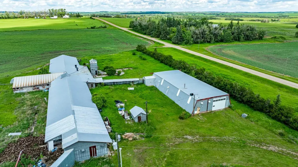 39310 Range Road 250 Rural Lacombe County AB T0C 0Y0