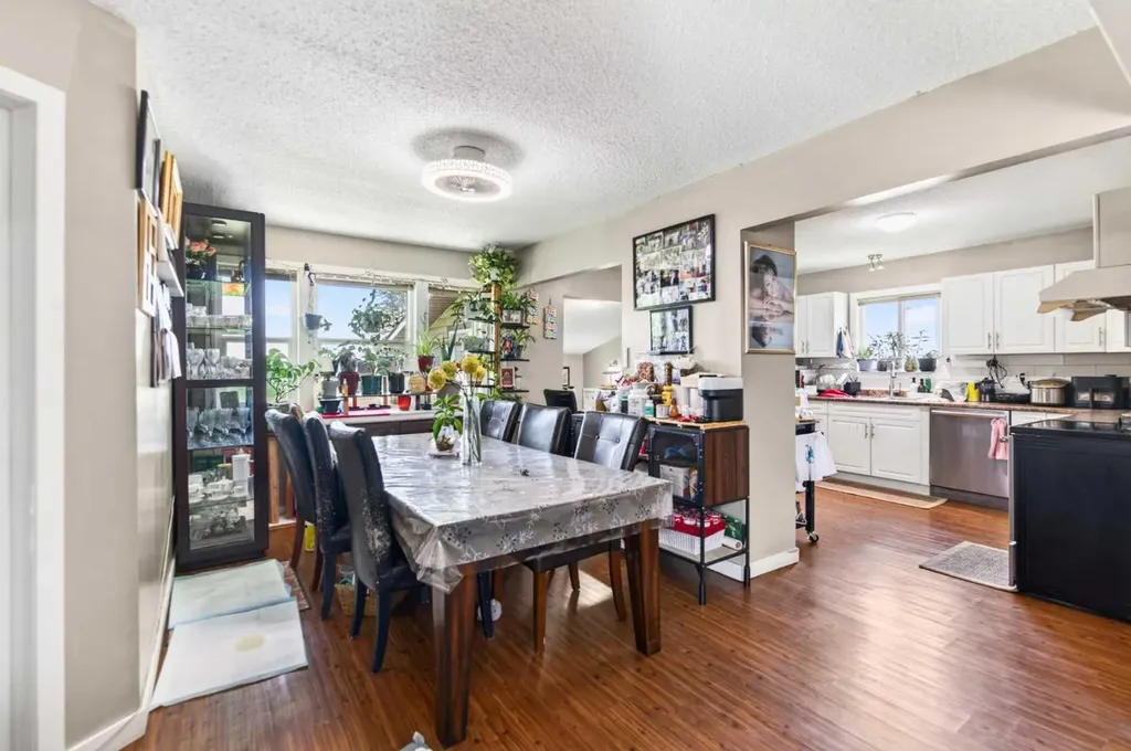 39310 Range Road 250 Rural Lacombe County AB T0C 0Y0