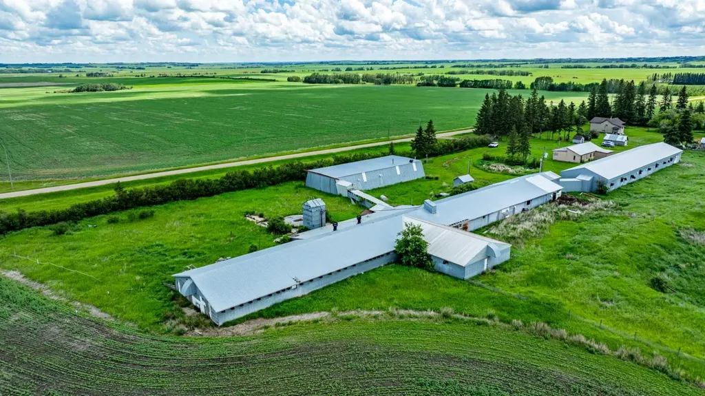 39310 Range Road 250 Rural Lacombe County AB T0C 0Y0