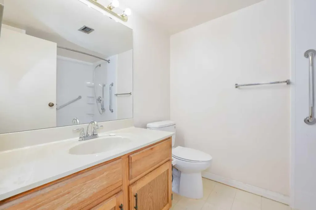 80 Point Mckay Crescent NW Calgary AB T3B 4W4