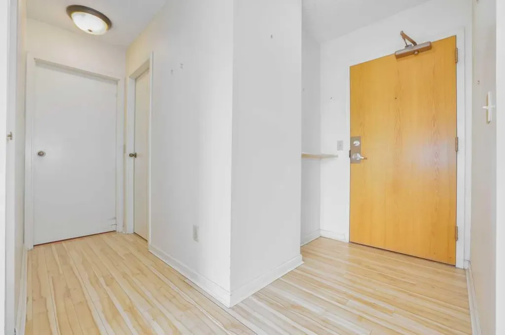 80 Point Mckay Crescent NW Calgary AB T3B 4W4