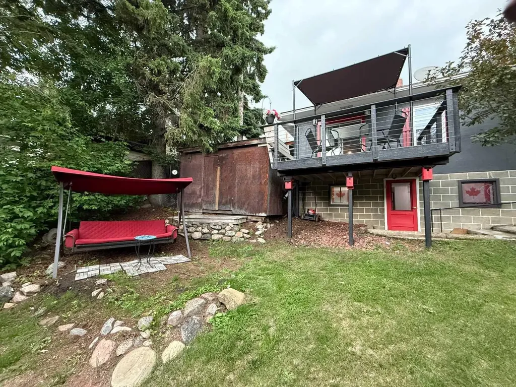 4703 47 Avenue Myrnam AB T0B 3K0