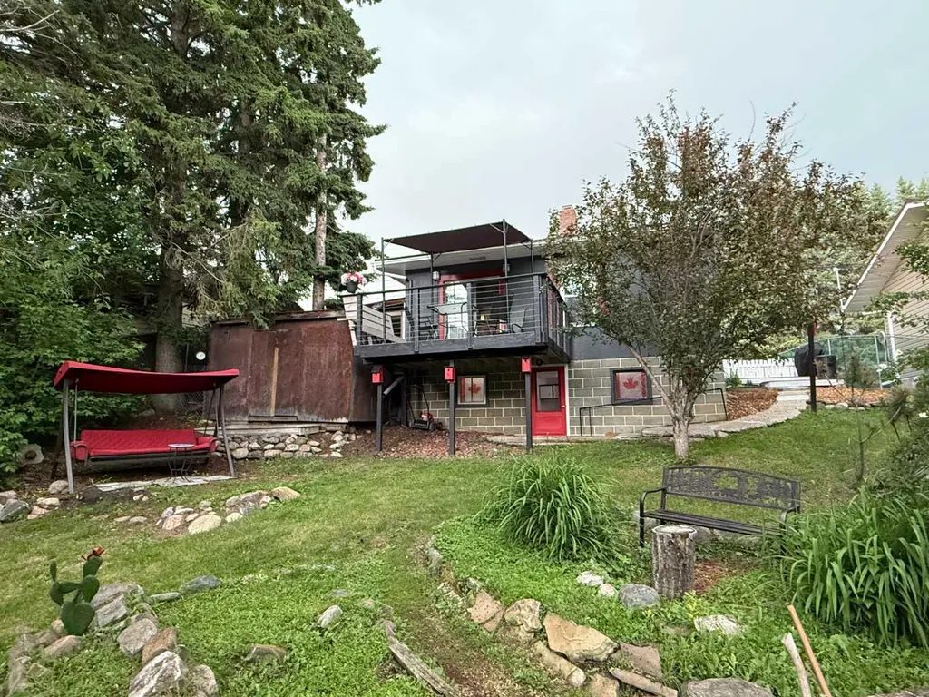 4703 47 Avenue Myrnam AB T0B 3K0
