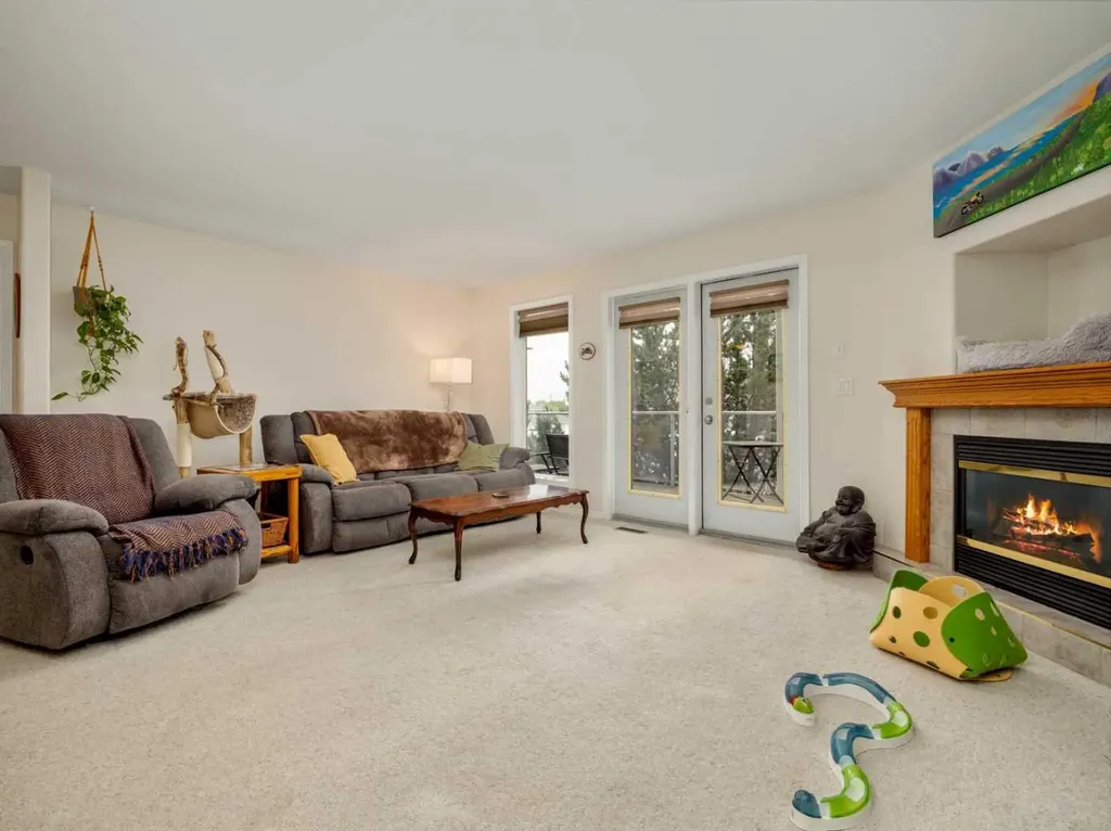 23 Chilcotin Lane W Lethbridge AB T1K 7L8