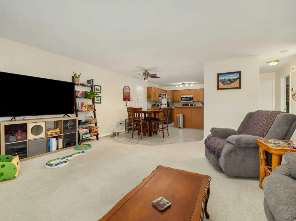 23 Chilcotin Lane W Lethbridge AB T1K 7L8