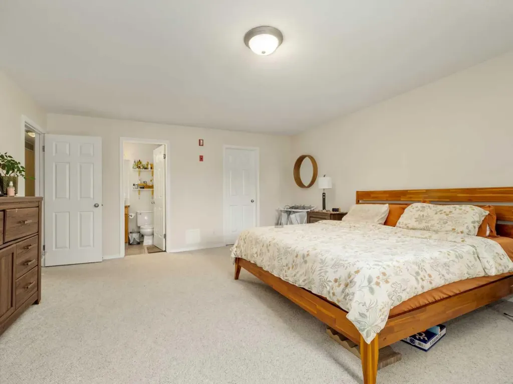 23 Chilcotin Lane W Lethbridge AB T1K 7L8