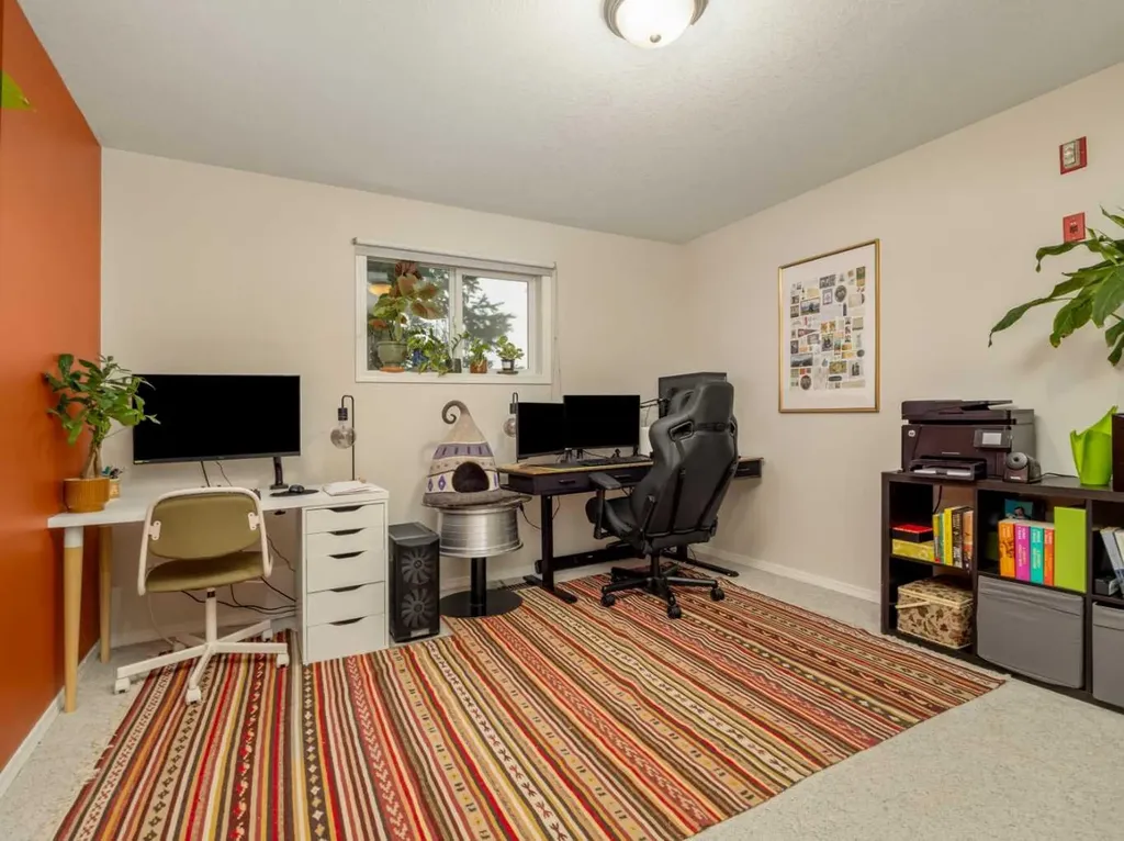 23 Chilcotin Lane W Lethbridge AB T1K 7L8