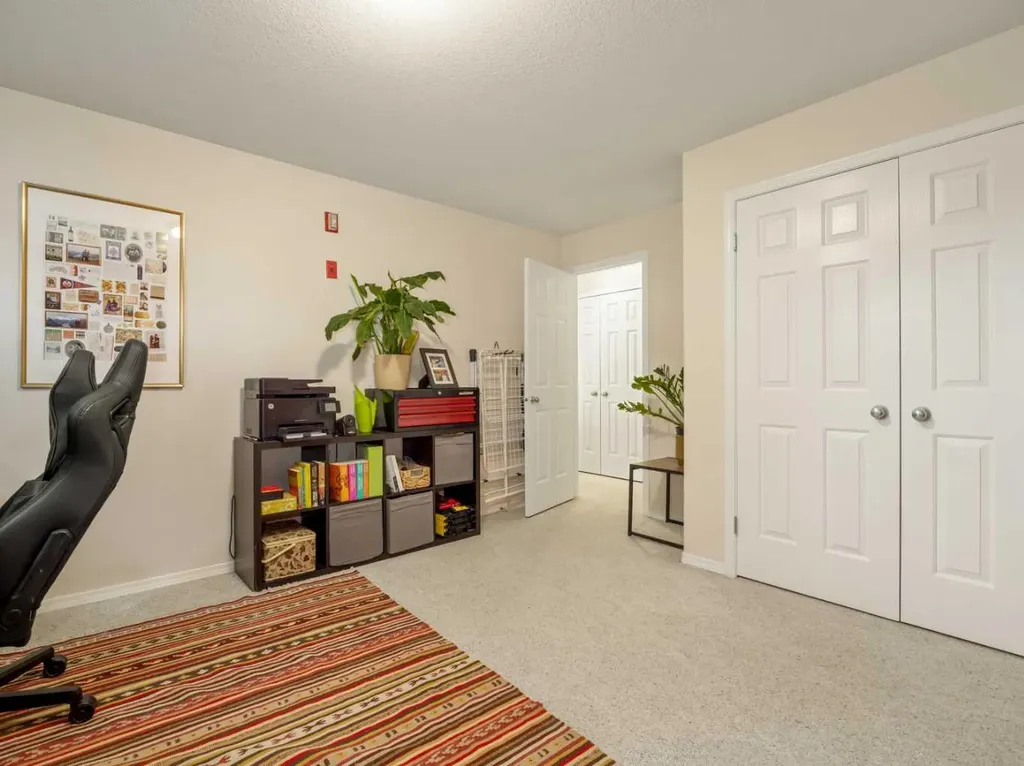 23 Chilcotin Lane W Lethbridge AB T1K 7L8