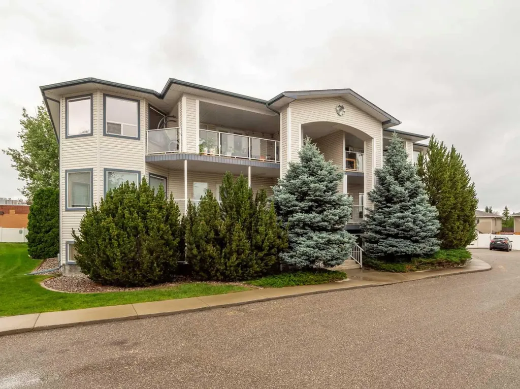 23 Chilcotin Lane W Lethbridge AB T1K 7L8