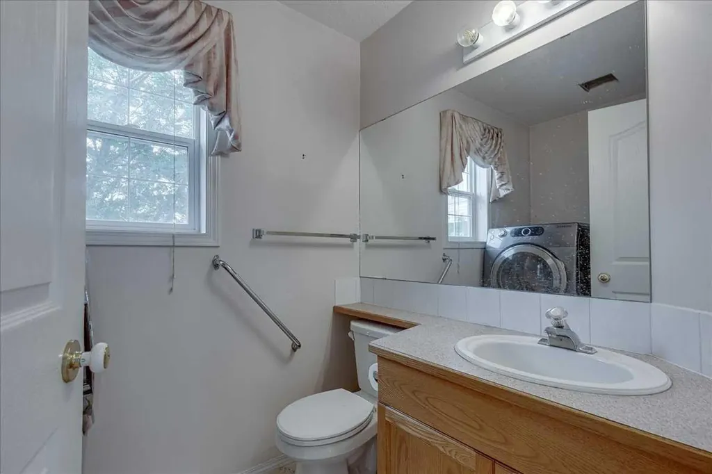 13 Kerry Wood Mews Red Deer AB T4N 7B8