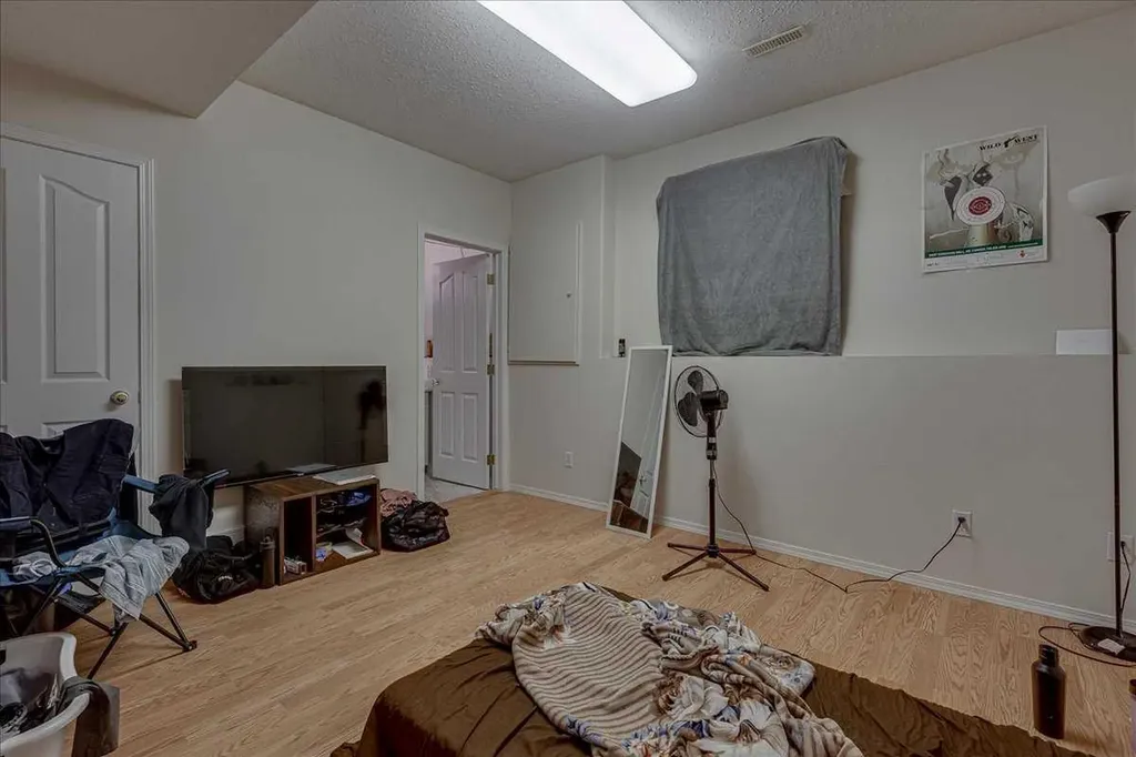 13 Kerry Wood Mews Red Deer AB T4N 7B8