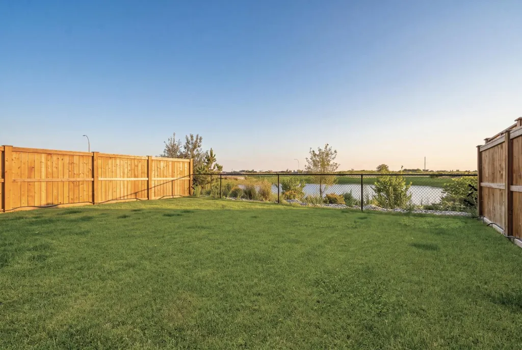 4618 31 Avenue S Lethbridge AB T1K 8J8