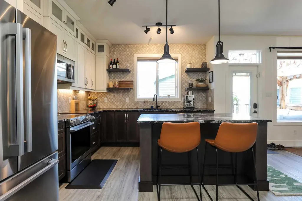 939 Maydell Palmer Vista N Lethbridge AB T1H7B7