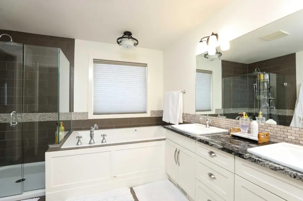 939 Maydell Palmer Vista N Lethbridge AB T1H7B7