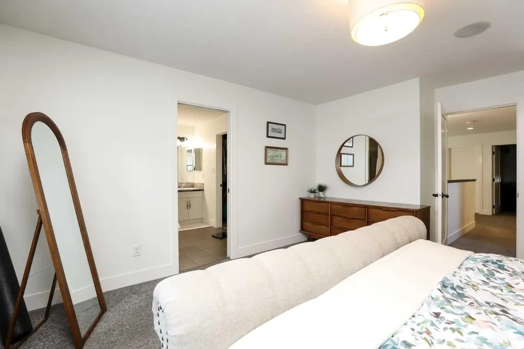 939 Maydell Palmer Vista N Lethbridge AB T1H7B7