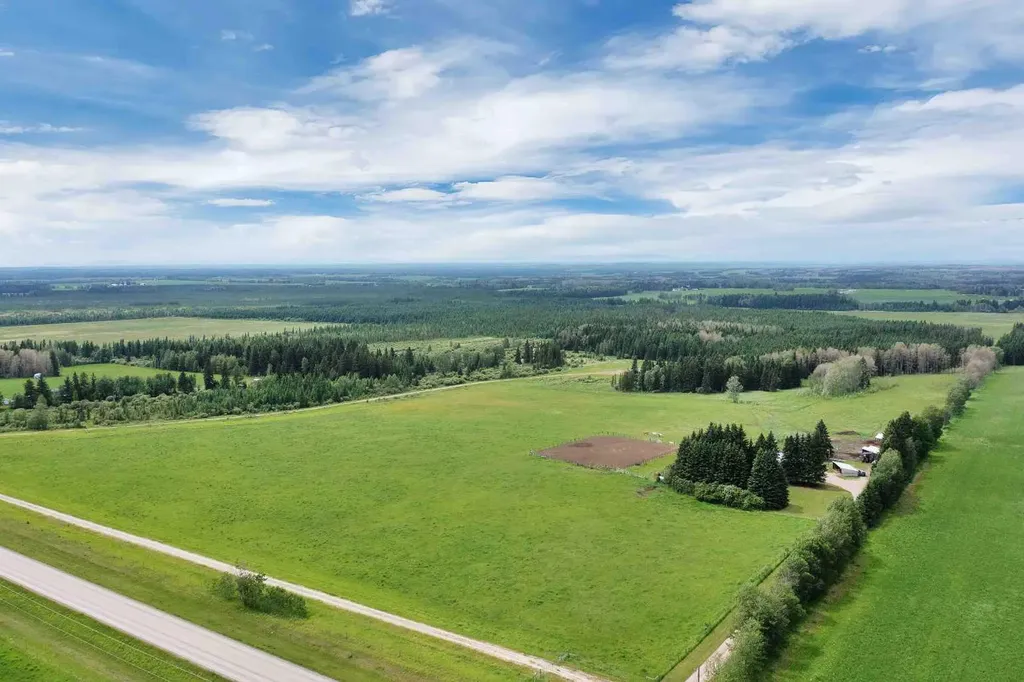 384082 22 Highway Rural Clearwater County AB T4T 1J6