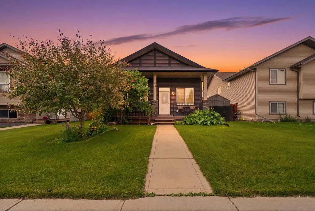 104 Oak Drive Red Deer AB T4P 0C8