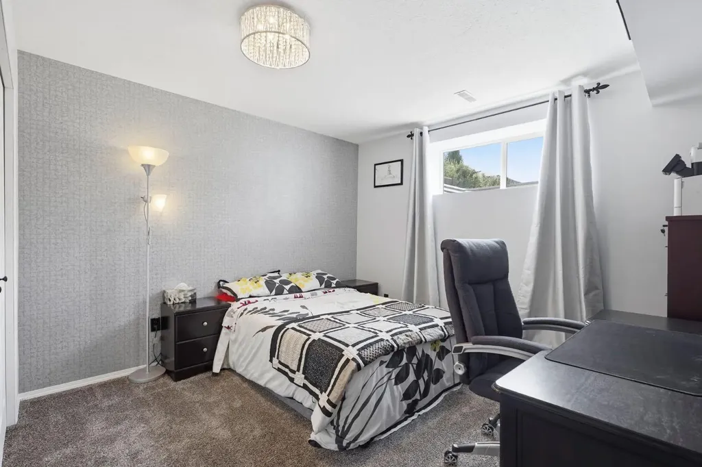 104 Oak Drive Red Deer AB T4P 0C8